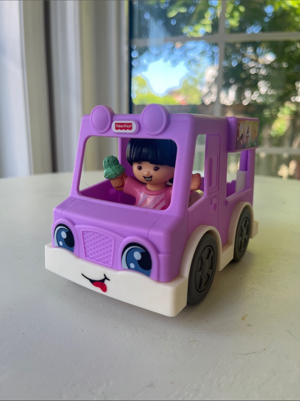 3/$20💛Fisher-Price Purple Ice Cream Truck with ice cream girl